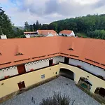 Hradu Vendégház Svojanov