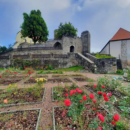 Guest house Hradu