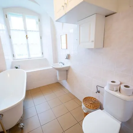 Hradu Guest house