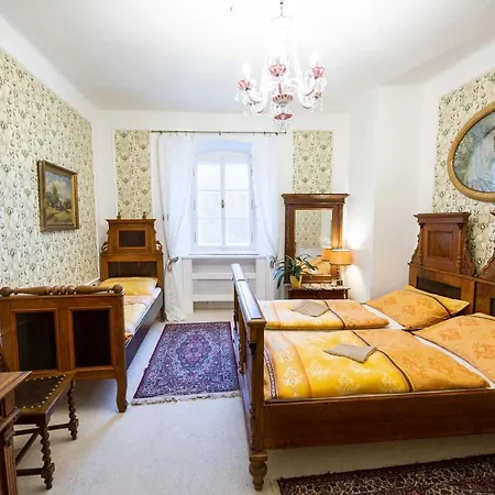 Hradu Penzion Svojanov (Pardubice)